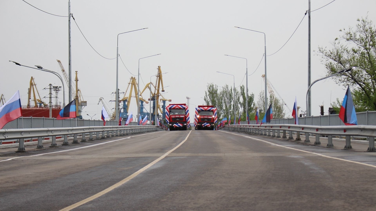 Марат Хуснуллин: В Мариуполе завершен капитальный ремонт трех мостов общей протяженностью почти 400 метров